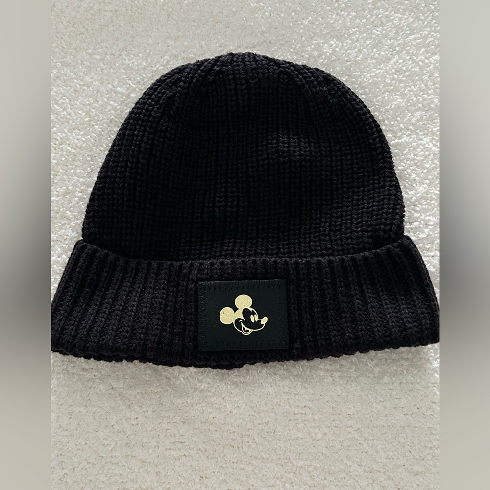 Disney Love Your Melon Mickey Icon Unisex Knit Hat One Size Fits Most BNWT